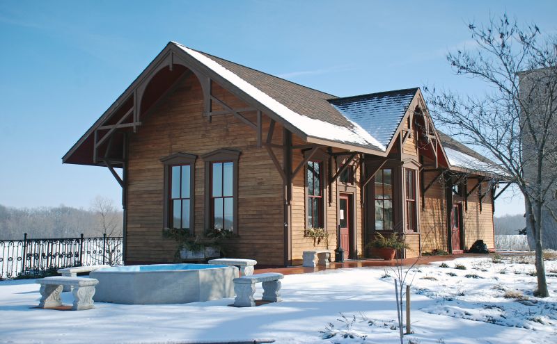 Winter Siding Challenges