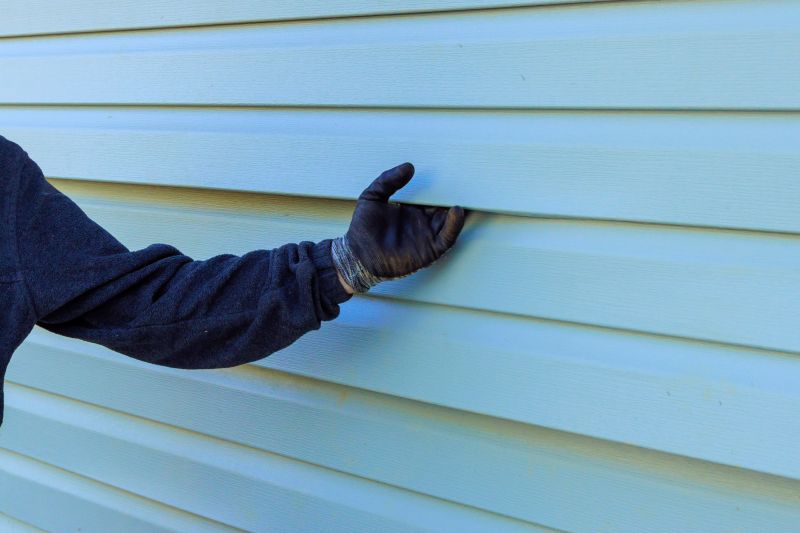 Who Does Siding Service